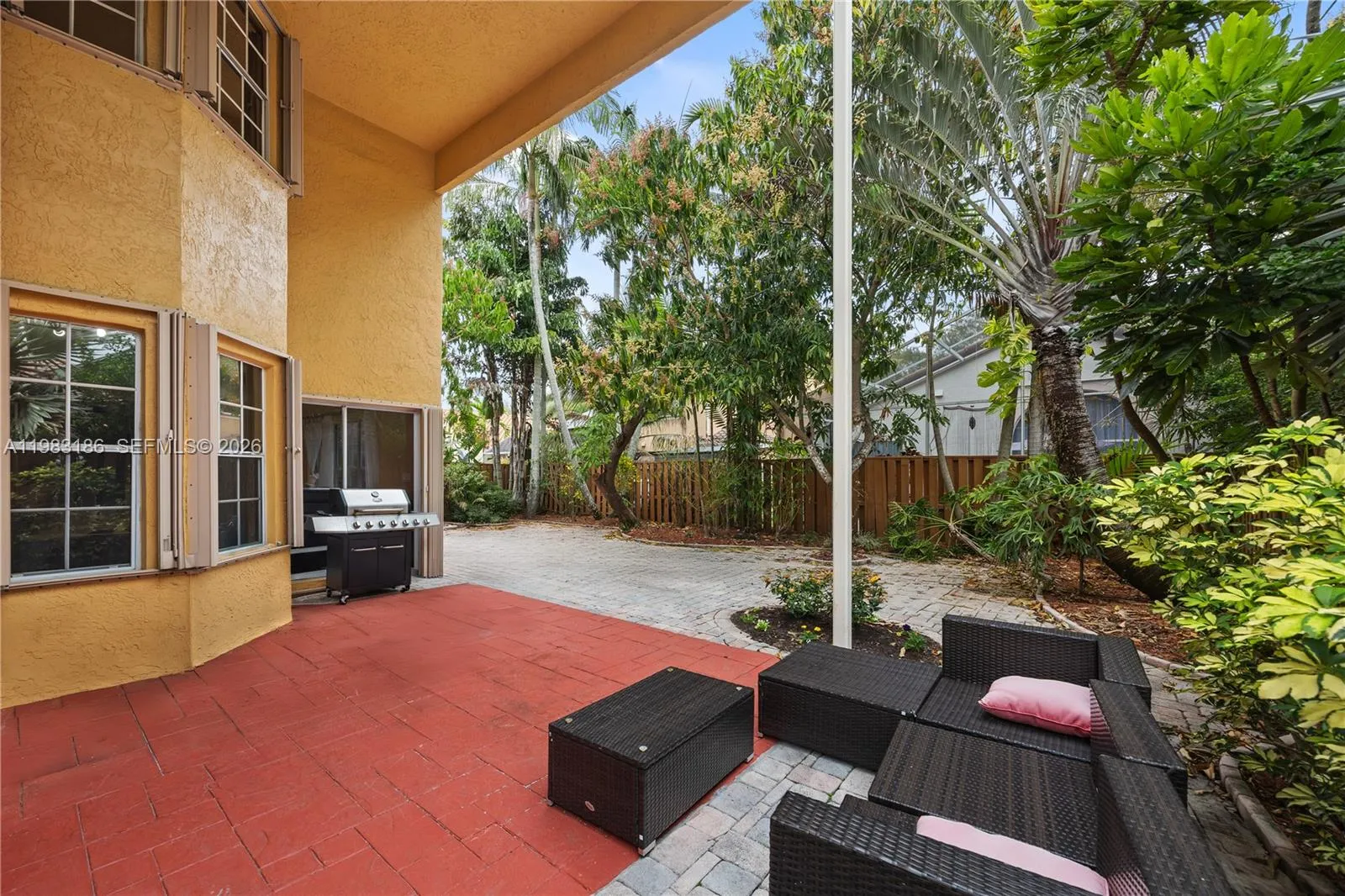 2721 Montevideo Ave, Cooper City, Florida 33026, Cooper City, Florida 33026, 4 Bedrooms Bedrooms, ,3 BathroomsBathrooms,Residential,For Sale,2721 Montevideo Ave, Cooper City, Florida 33026,A11983186