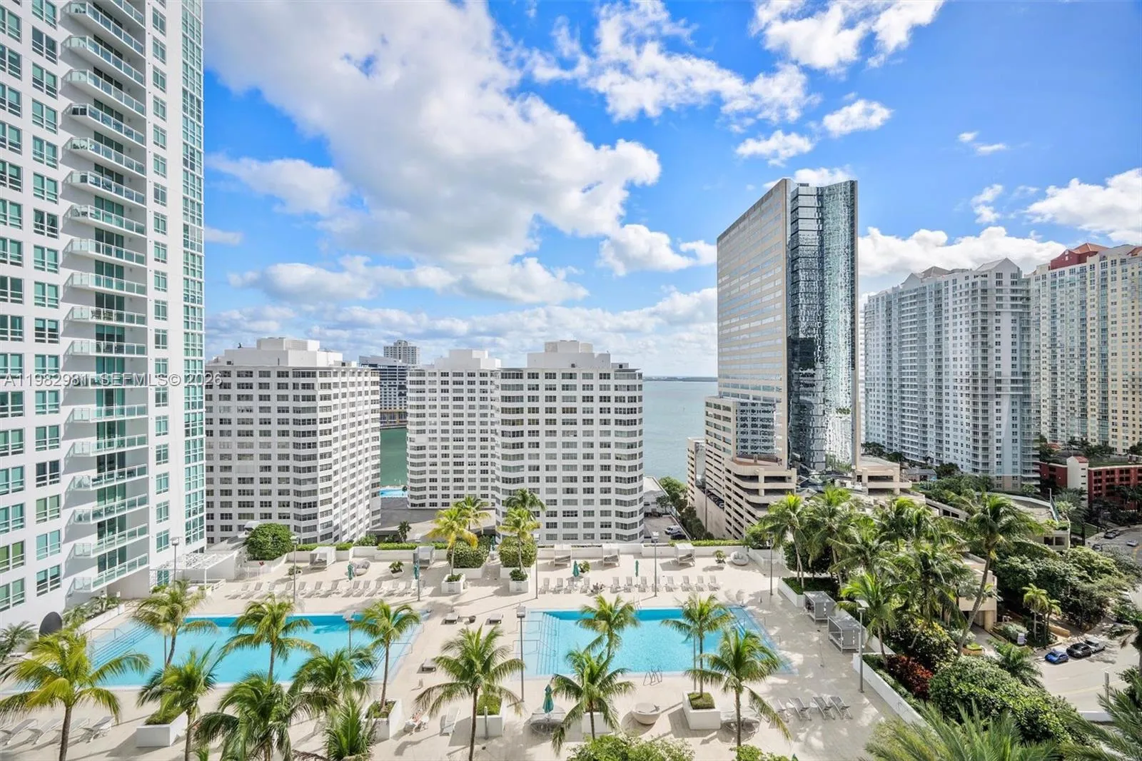 951 Brickell Ave 1806, Miami, Florida 33131, Miami, Florida 33131, 2 Bedrooms Bedrooms, ,2 BathroomsBathrooms,Residential,For Sale,951 Brickell Ave 1806, Miami, Florida 33131,A11982981