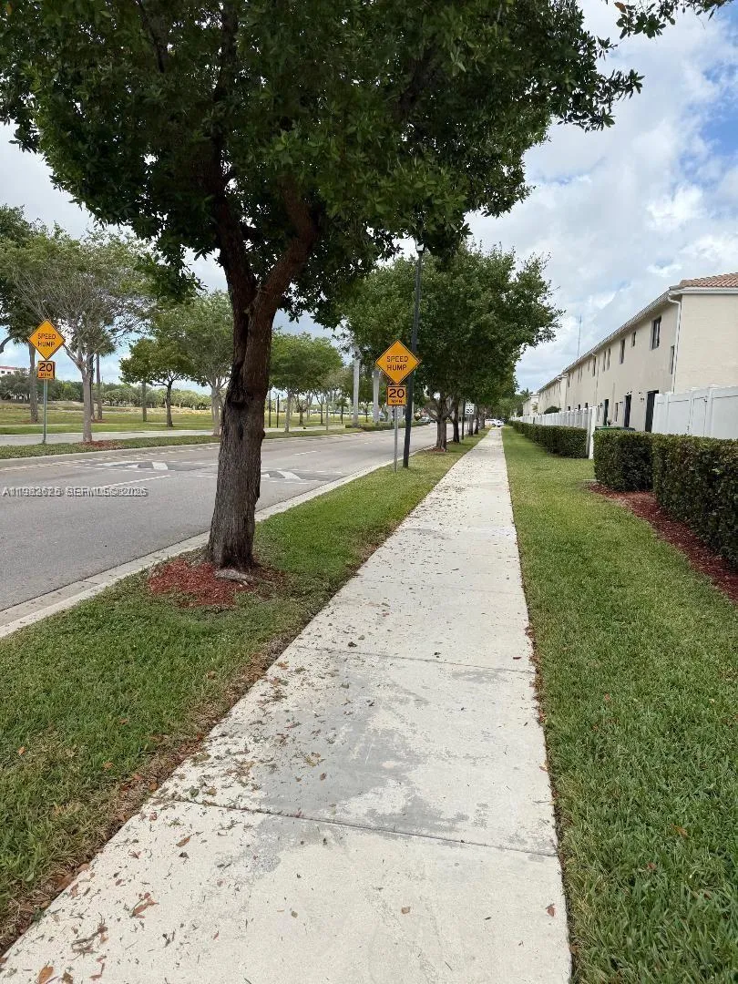 424 Ne 194th Ter, Miami, Florida 33179, Miami, Florida 33179, 3 Bedrooms Bedrooms, ,2 BathroomsBathrooms,Residential,For Sale,424 Ne 194th Ter, Miami, Florida 33179,A11982625
