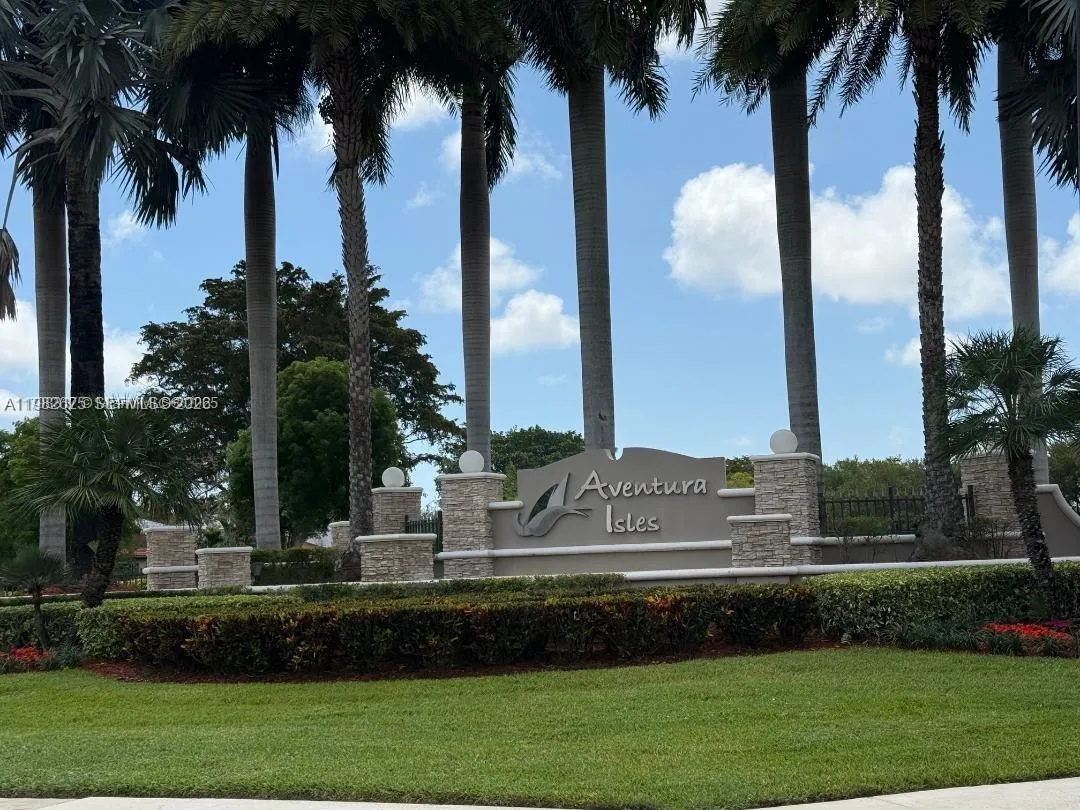 424 Ne 194th Ter, Miami, Florida 33179, Miami, Florida 33179, 3 Bedrooms Bedrooms, ,2 BathroomsBathrooms,Residential,For Sale,424 Ne 194th Ter, Miami, Florida 33179,A11982625