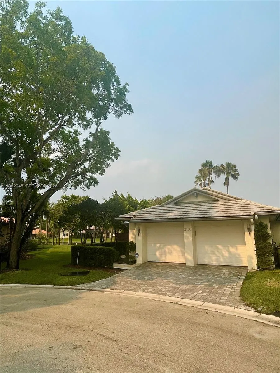 2100 Tallahassee, Weston, Florida 33326, Weston, Florida 33326, 3 Bedrooms Bedrooms, ,2 BathroomsBathrooms,Residential Lease,For Rent,2100 Tallahassee, Weston, Florida 33326,A11982048