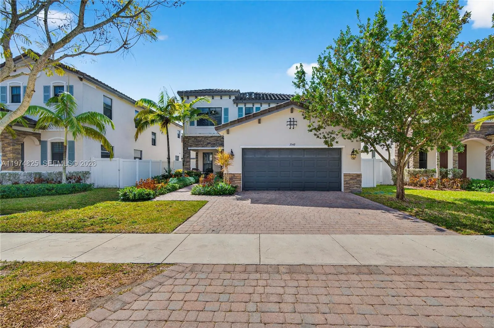 3542 W 93rd Pl, Hialeah, Florida 33018, Hialeah, Florida 33018, 5 Bedrooms Bedrooms, ,3 BathroomsBathrooms,Residential,For Sale,3542 W 93rd Pl, Hialeah, Florida 33018,A11974825