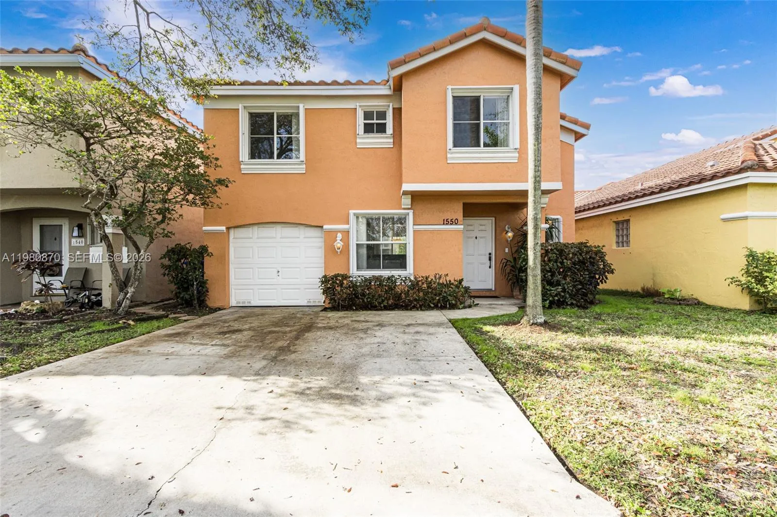1550 N Trafalgar Cir, Hollywood, Florida 33020, Hollywood, Florida 33020, 3 Bedrooms Bedrooms, ,2 BathroomsBathrooms,Residential,For Sale,1550 N Trafalgar Cir, Hollywood, Florida 33020,A11980870