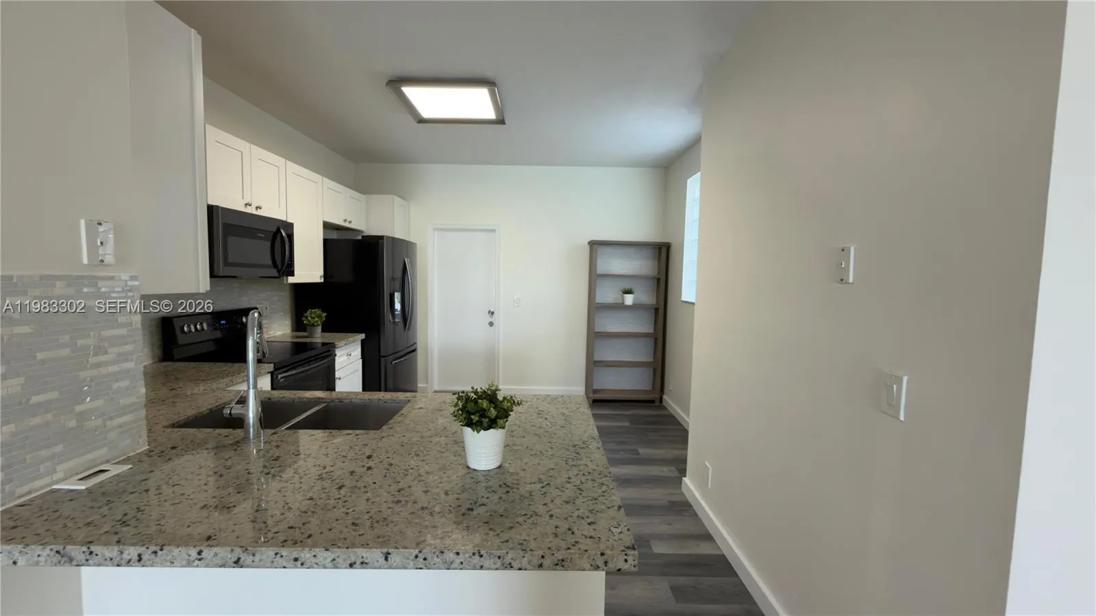 3786 San Simeon Cir 3786, Weston, Florida 33331, Weston, Florida 33331, 3 Bedrooms Bedrooms, ,2 BathroomsBathrooms,Residential Lease,For Rent,3786 San Simeon Cir 3786, Weston, Florida 33331,A11983302