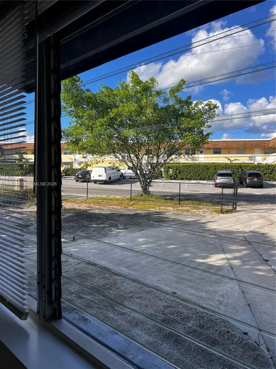 3820 Sw 16th St 0, Fort Lauderdale, Florida 33312, Fort Lauderdale, Florida 33312, 3 Bedrooms Bedrooms, ,2 BathroomsBathrooms,Residential Lease,For Rent,3820 Sw 16th St 0, Fort Lauderdale, Florida 33312,A11983320