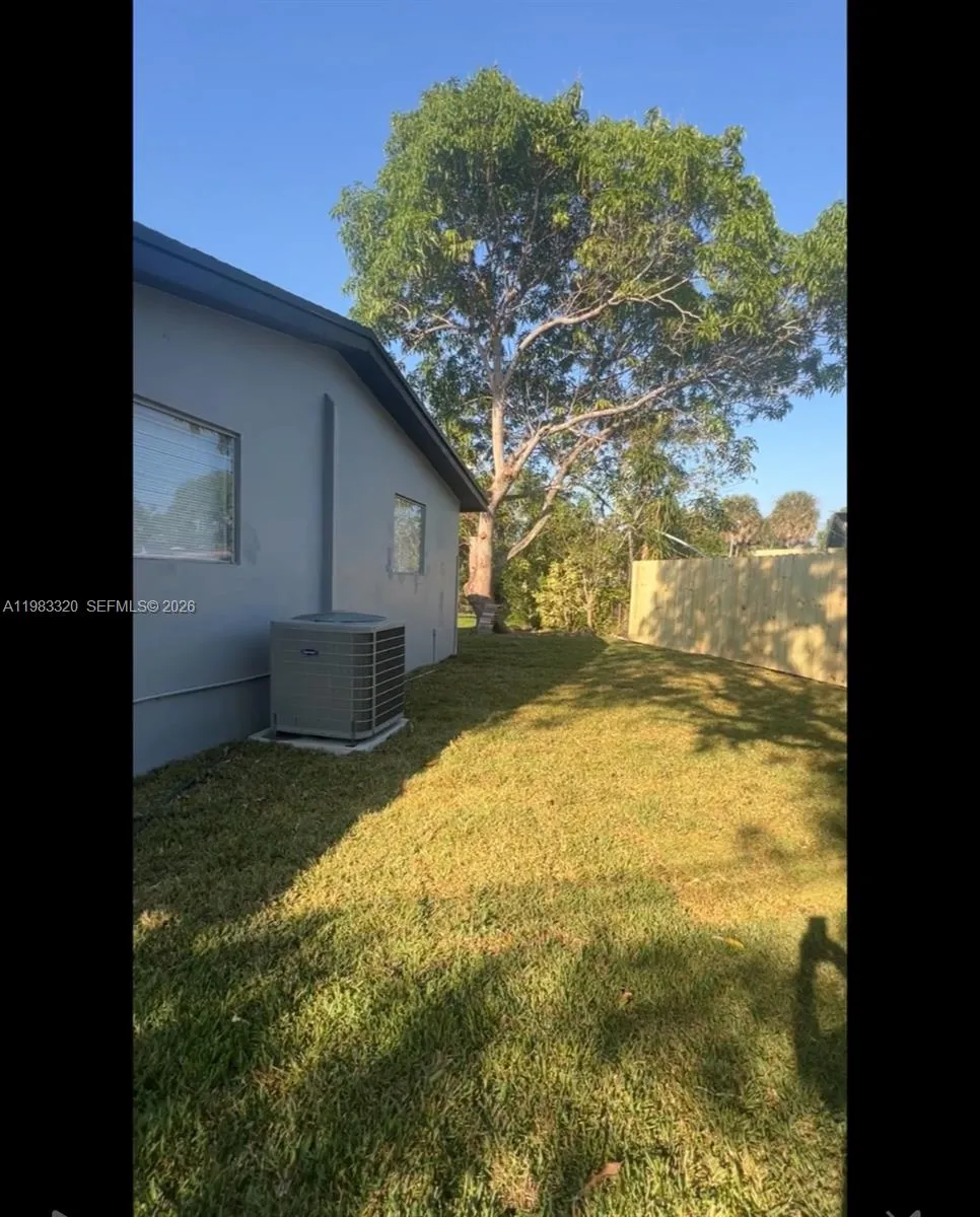 3820 Sw 16th St 0, Fort Lauderdale, Florida 33312, Fort Lauderdale, Florida 33312, 3 Bedrooms Bedrooms, ,2 BathroomsBathrooms,Residential Lease,For Rent,3820 Sw 16th St 0, Fort Lauderdale, Florida 33312,A11983320