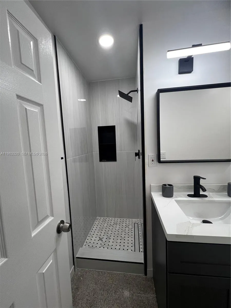 3820 Sw 16th St 0, Fort Lauderdale, Florida 33312, Fort Lauderdale, Florida 33312, 3 Bedrooms Bedrooms, ,2 BathroomsBathrooms,Residential Lease,For Rent,3820 Sw 16th St 0, Fort Lauderdale, Florida 33312,A11983320