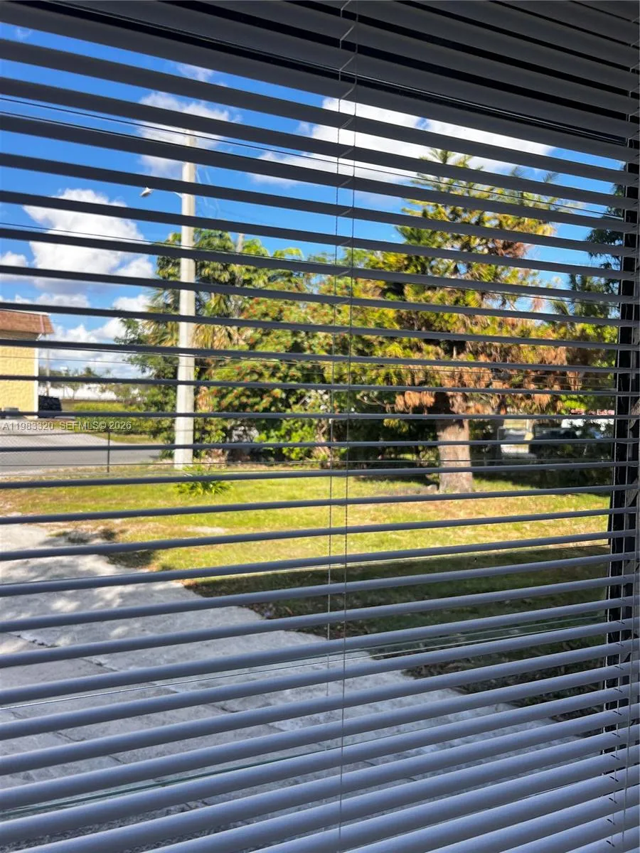 3820 Sw 16th St 0, Fort Lauderdale, Florida 33312, Fort Lauderdale, Florida 33312, 3 Bedrooms Bedrooms, ,2 BathroomsBathrooms,Residential Lease,For Rent,3820 Sw 16th St 0, Fort Lauderdale, Florida 33312,A11983320