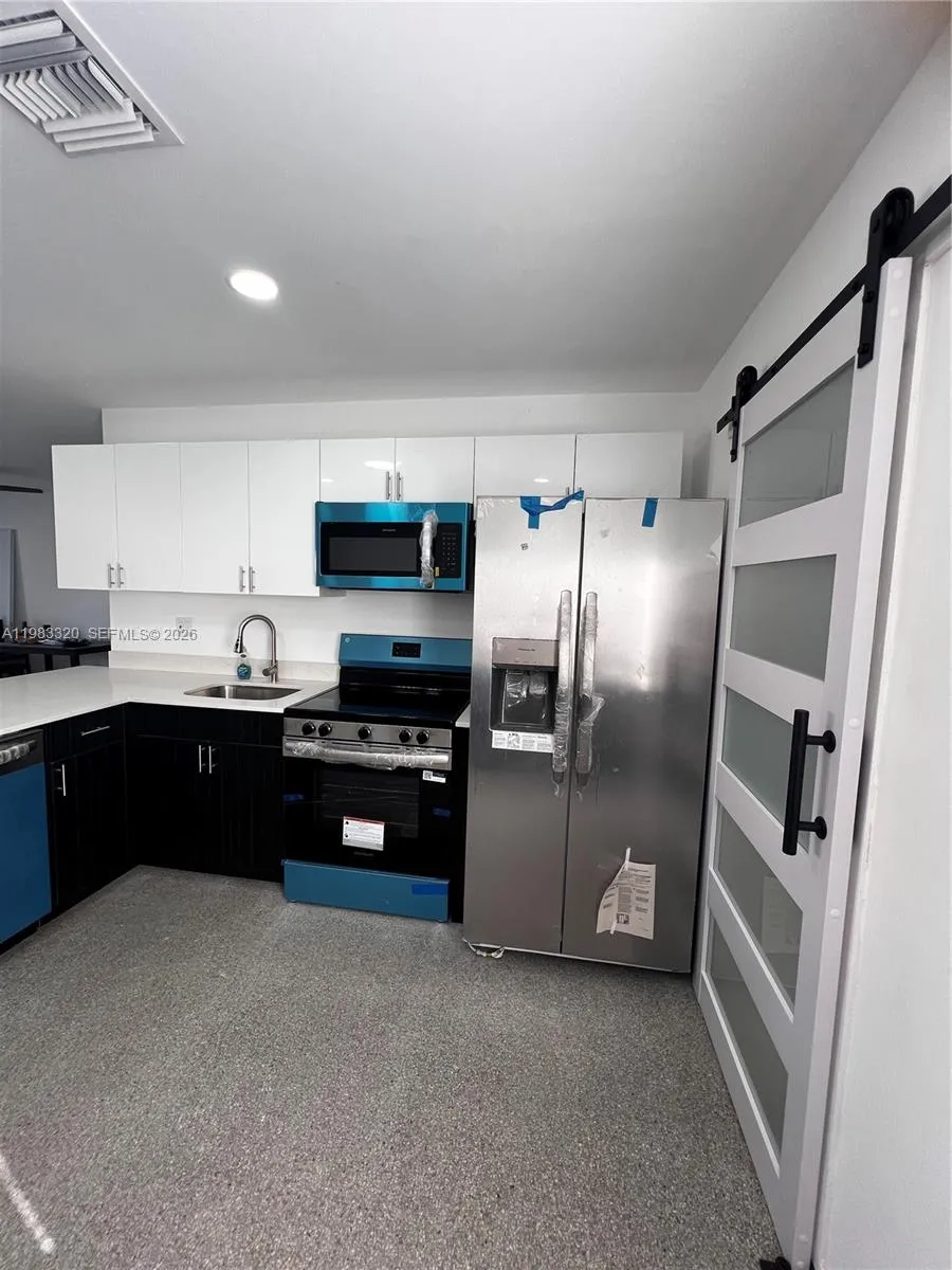 3820 Sw 16th St 0, Fort Lauderdale, Florida 33312, Fort Lauderdale, Florida 33312, 3 Bedrooms Bedrooms, ,2 BathroomsBathrooms,Residential Lease,For Rent,3820 Sw 16th St 0, Fort Lauderdale, Florida 33312,A11983320