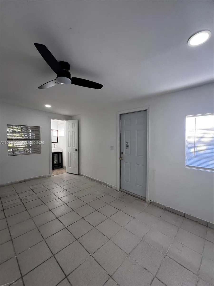 3820 Sw 16th St 0, Fort Lauderdale, Florida 33312, Fort Lauderdale, Florida 33312, 3 Bedrooms Bedrooms, ,2 BathroomsBathrooms,Residential Lease,For Rent,3820 Sw 16th St 0, Fort Lauderdale, Florida 33312,A11983320