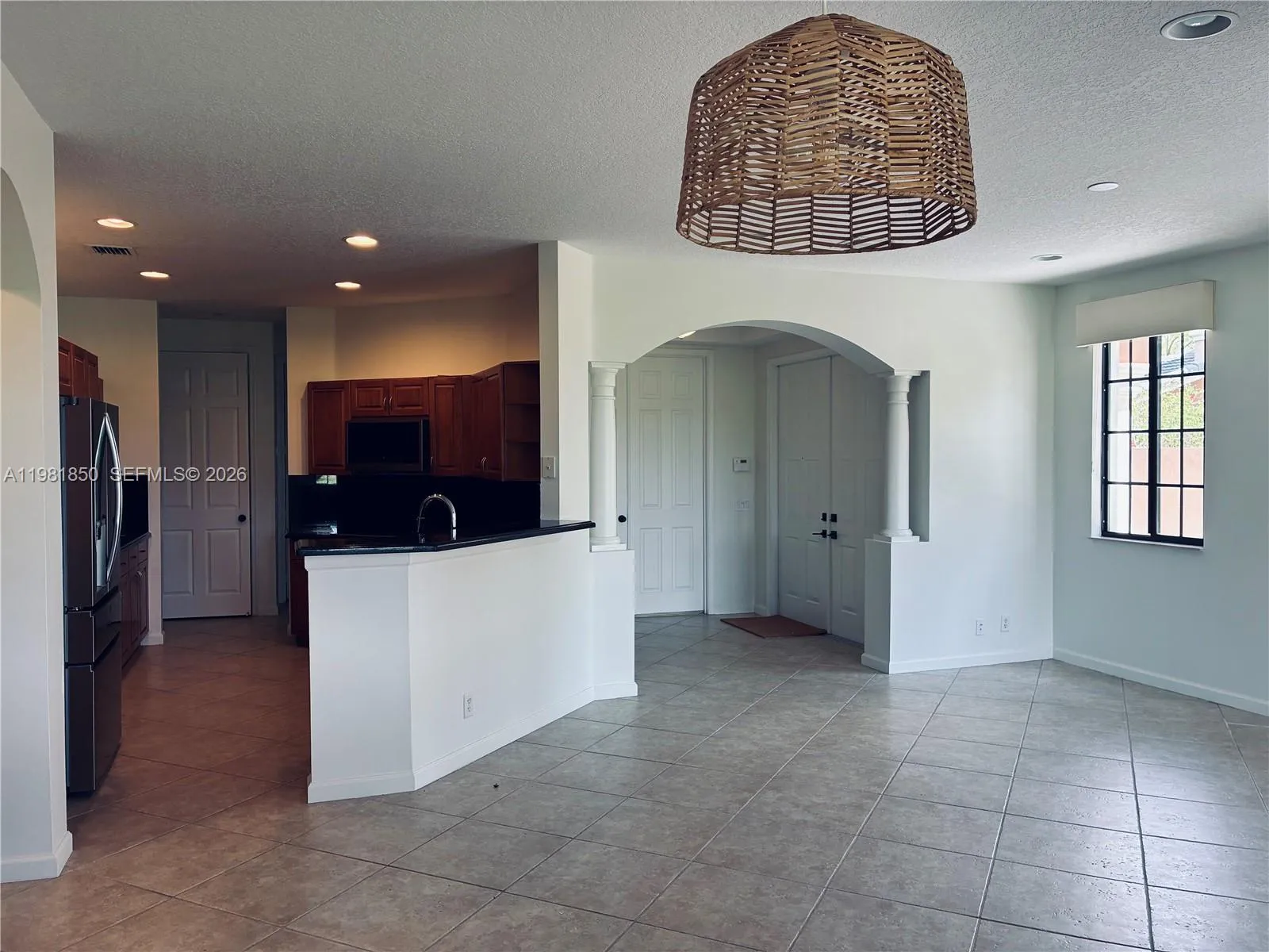 2757 Center Ct Dr 1-20, Weston, Florida 33332, Weston, Florida 33332, 3 Bedrooms Bedrooms, ,2 BathroomsBathrooms,Residential Lease,For Rent,2757 Center Ct Dr 1-20, Weston, Florida 33332,A11981850