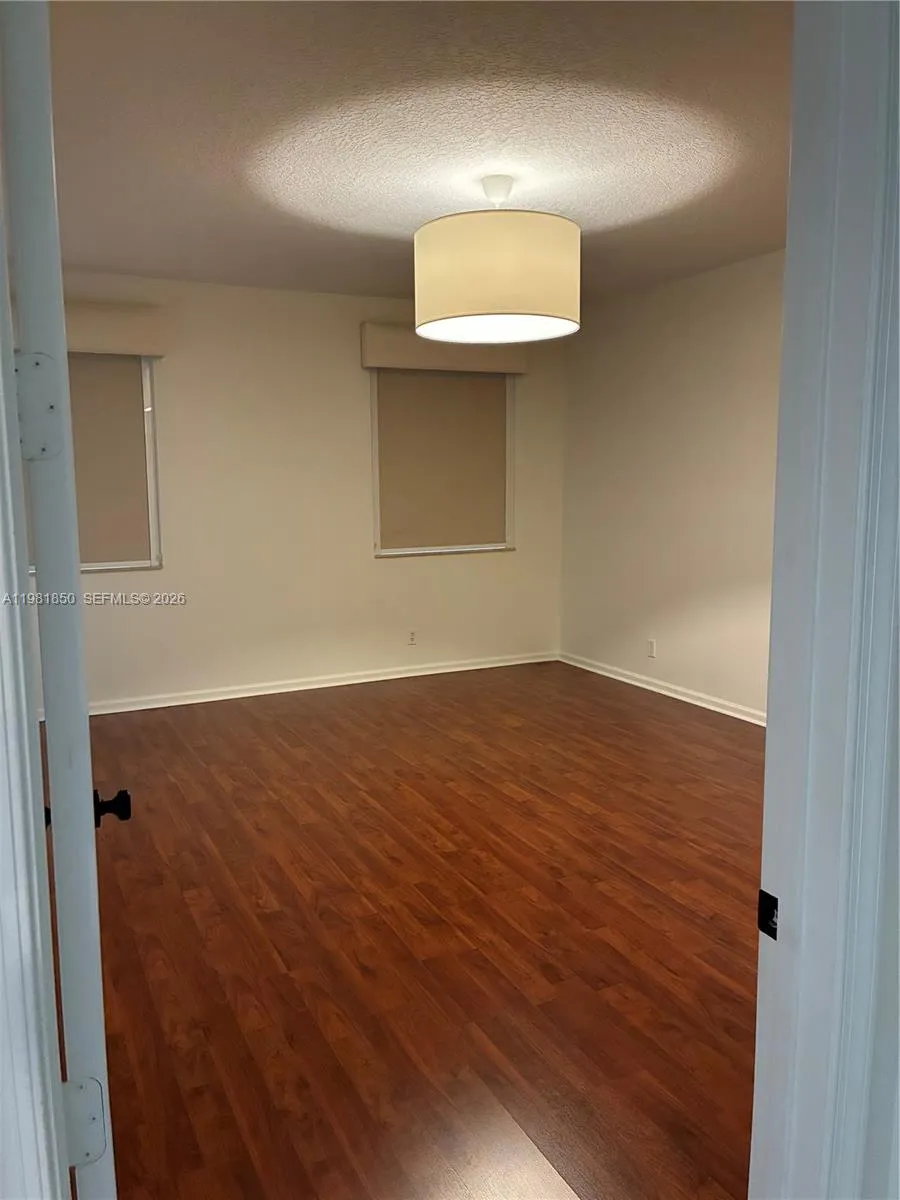 2757 Center Ct Dr 1-20, Weston, Florida 33332, Weston, Florida 33332, 3 Bedrooms Bedrooms, ,2 BathroomsBathrooms,Residential Lease,For Rent,2757 Center Ct Dr 1-20, Weston, Florida 33332,A11981850