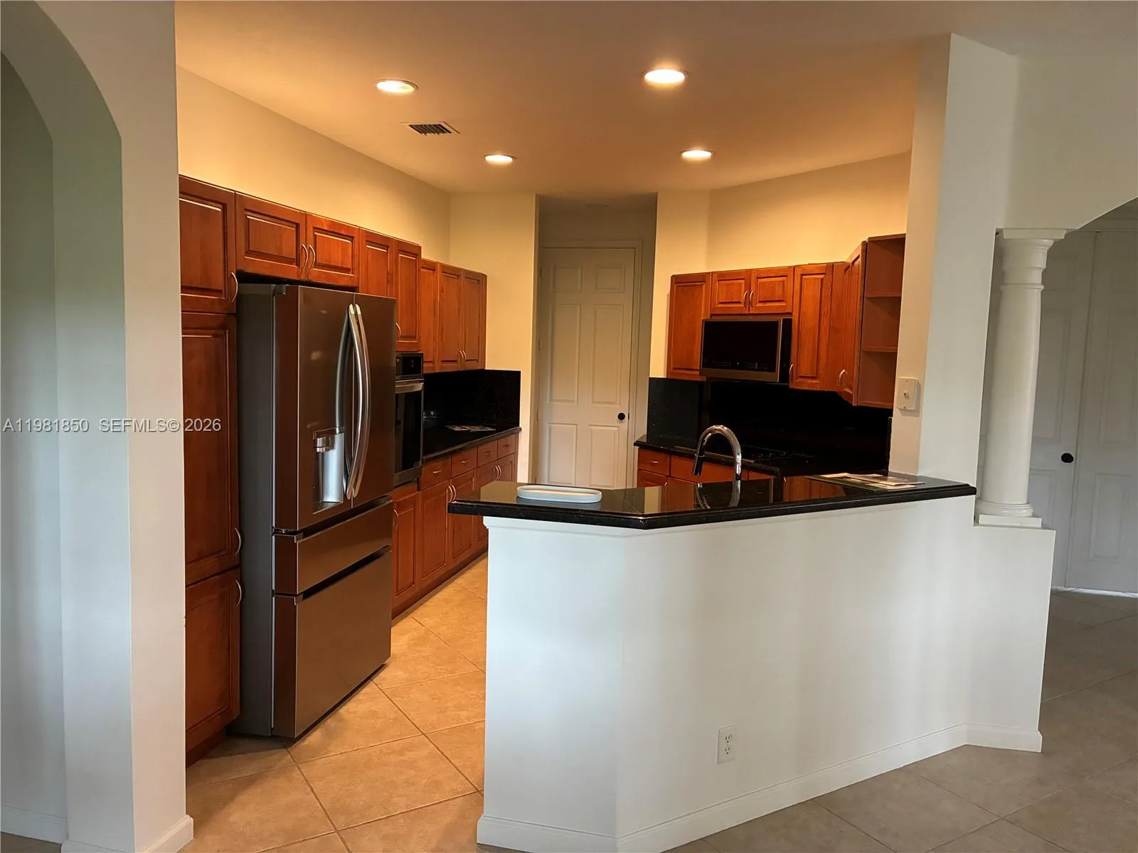 2757 Center Ct Dr 1-20, Weston, Florida 33332, Weston, Florida 33332, 3 Bedrooms Bedrooms, ,2 BathroomsBathrooms,Residential Lease,For Rent,2757 Center Ct Dr 1-20, Weston, Florida 33332,A11981850