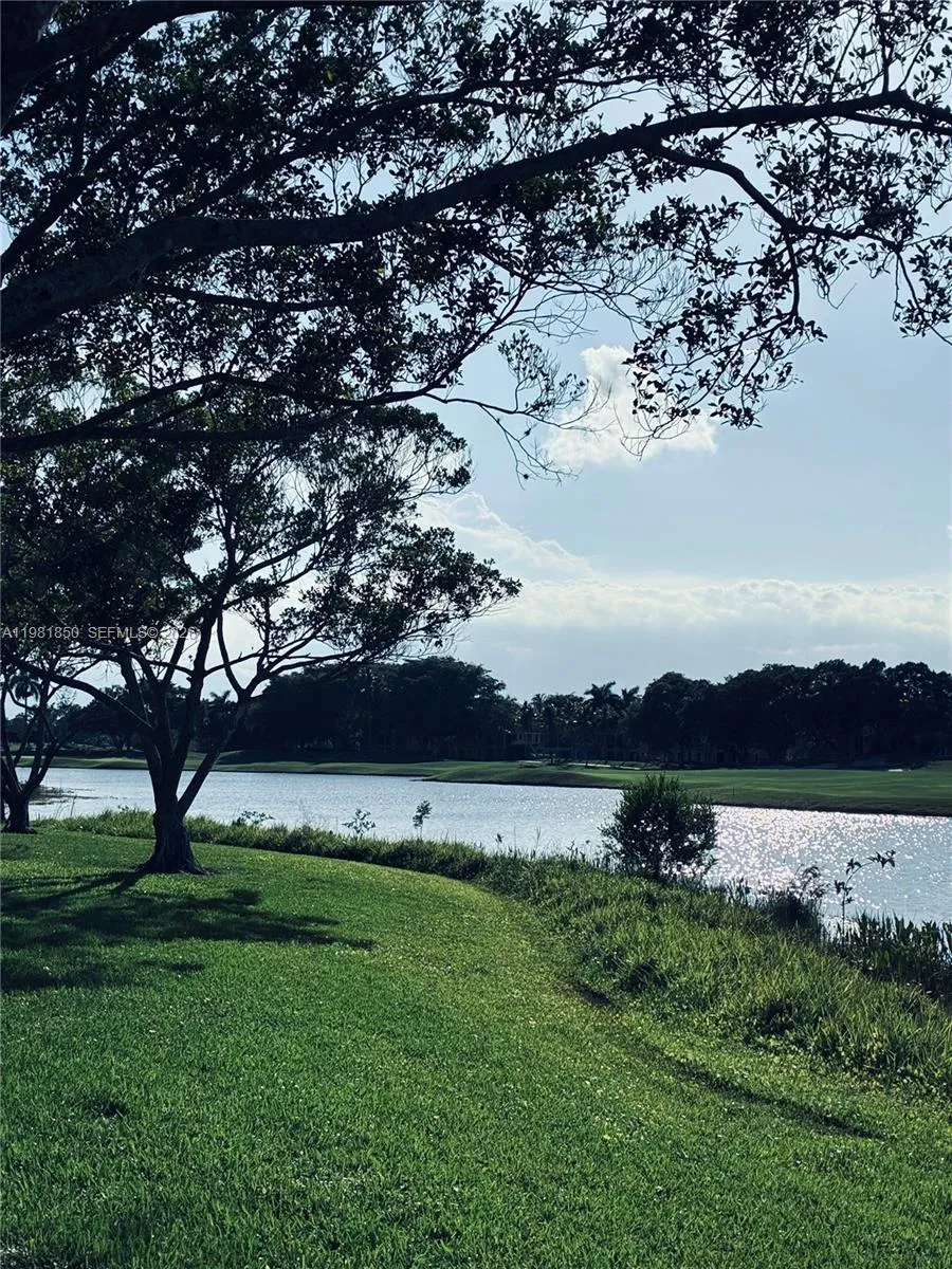 2757 Center Ct Dr 1-20, Weston, Florida 33332, Weston, Florida 33332, 3 Bedrooms Bedrooms, ,2 BathroomsBathrooms,Residential Lease,For Rent,2757 Center Ct Dr 1-20, Weston, Florida 33332,A11981850