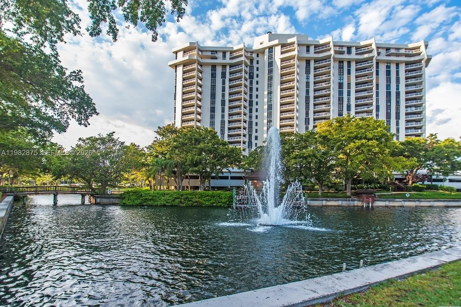 1000 Quayside Ter 1009, Miami, Florida 33138, Miami, Florida 33138, 2 Bedrooms Bedrooms, ,2 BathroomsBathrooms,Residential Lease,For Rent,1000 Quayside Ter 1009, Miami, Florida 33138,A11982875