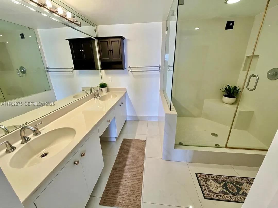 1000 Quayside Ter 1009, Miami, Florida 33138, Miami, Florida 33138, 2 Bedrooms Bedrooms, ,2 BathroomsBathrooms,Residential Lease,For Rent,1000 Quayside Ter 1009, Miami, Florida 33138,A11982875