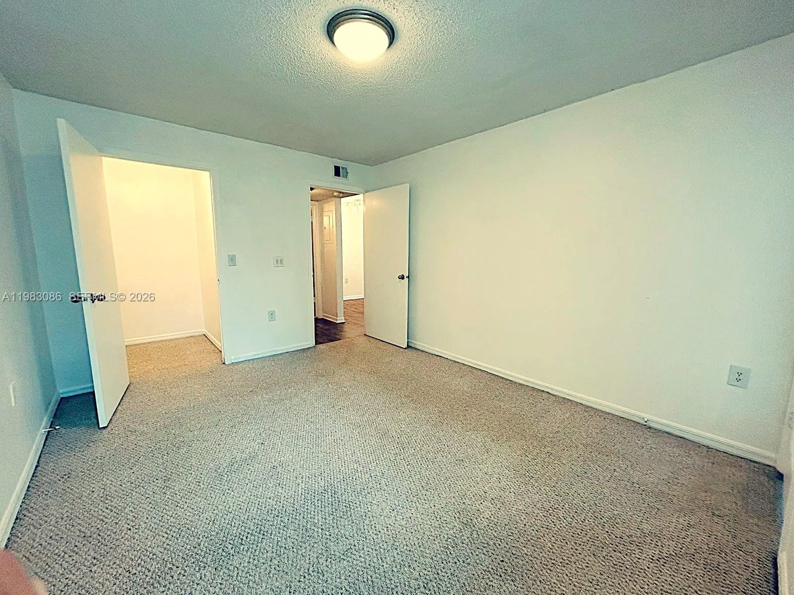 12980 Vista Isles Dr 315, Plantation, Florida 3332, Sunrise, Florida 33325, 1 Bedroom Bedrooms, ,1 BathroomBathrooms,Residential Lease,For Rent,12980 Vista Isles Dr 315, Plantation, Florida 3332,A11983086