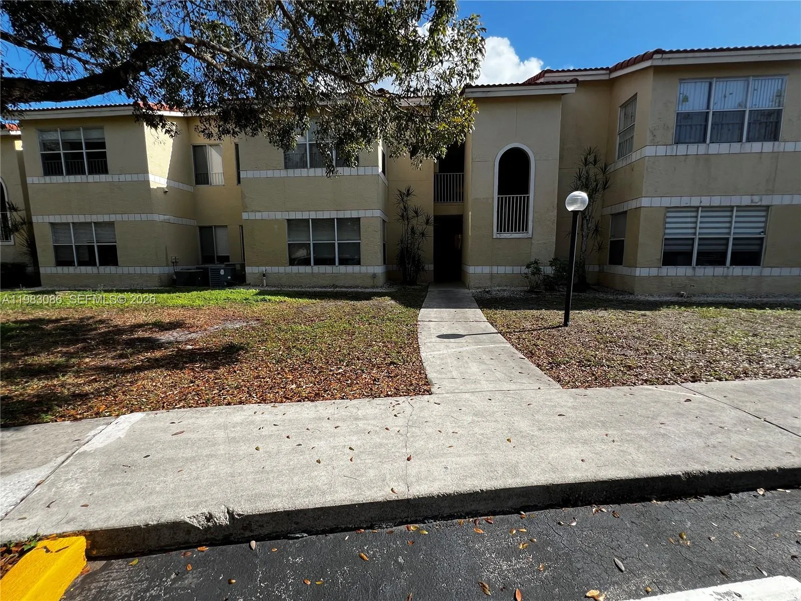 12980 Vista Isles Dr 315, Plantation, Florida 3332, Sunrise, Florida 33325, 1 Bedroom Bedrooms, ,1 BathroomBathrooms,Residential Lease,For Rent,12980 Vista Isles Dr 315, Plantation, Florida 3332,A11983086