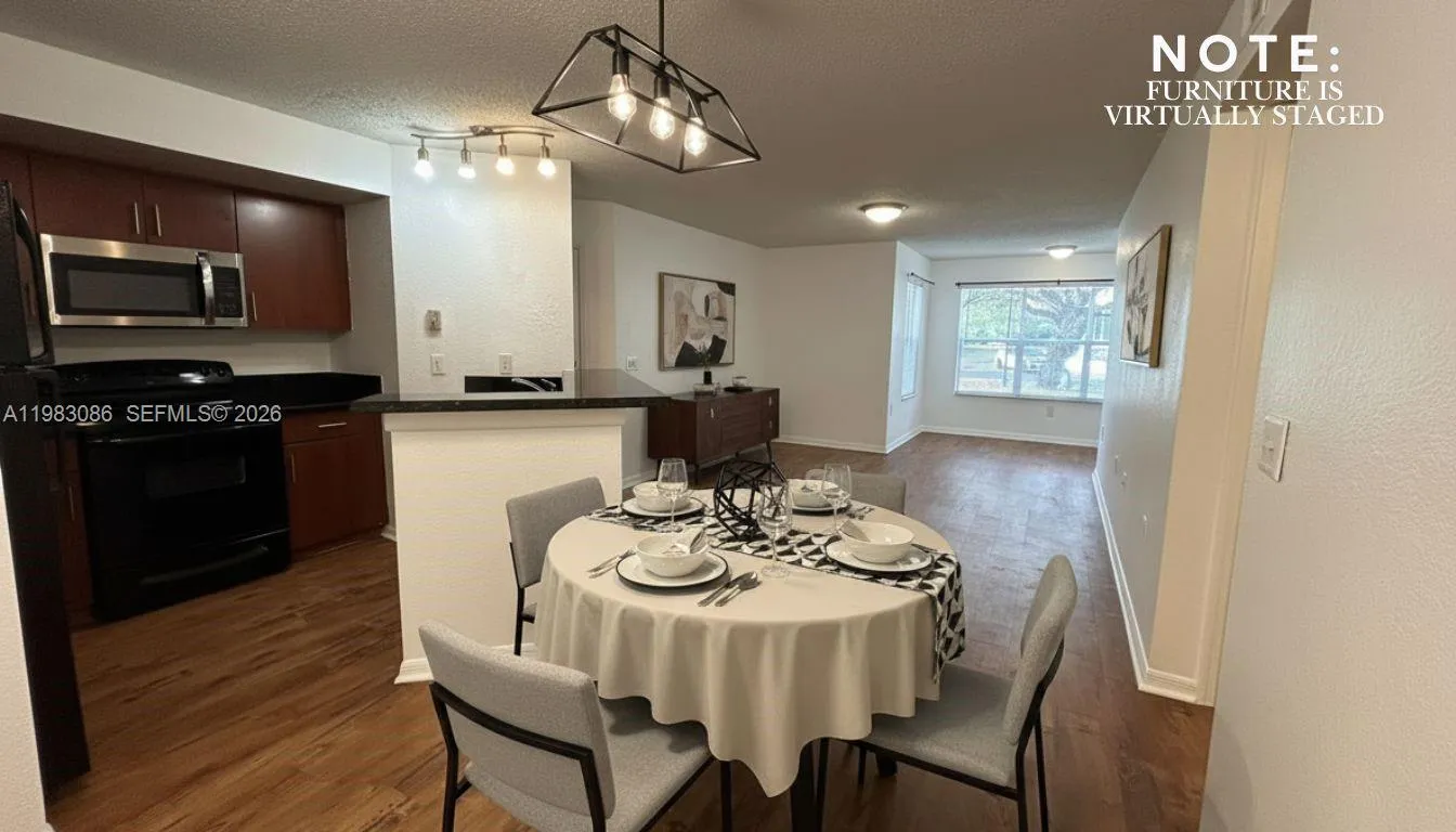 12980 Vista Isles Dr 315, Plantation, Florida 3332, Sunrise, Florida 33325, 1 Bedroom Bedrooms, ,1 BathroomBathrooms,Residential Lease,For Rent,12980 Vista Isles Dr 315, Plantation, Florida 3332,A11983086