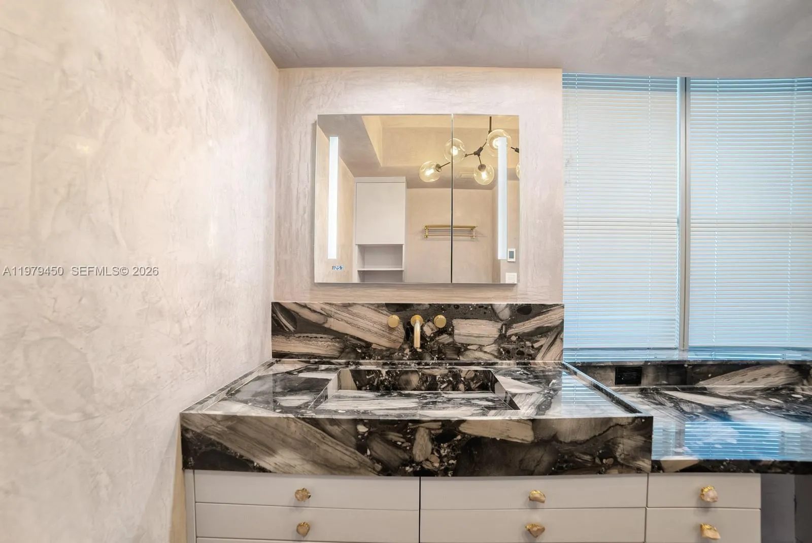 5801 Collins Ave 1200, Miami Beach, Florida 33140, Miami Beach, Florida 33140, 5 Bedrooms Bedrooms, ,6 BathroomsBathrooms,Residential,For Sale,5801 Collins Ave 1200, Miami Beach, Florida 33140,A11979450