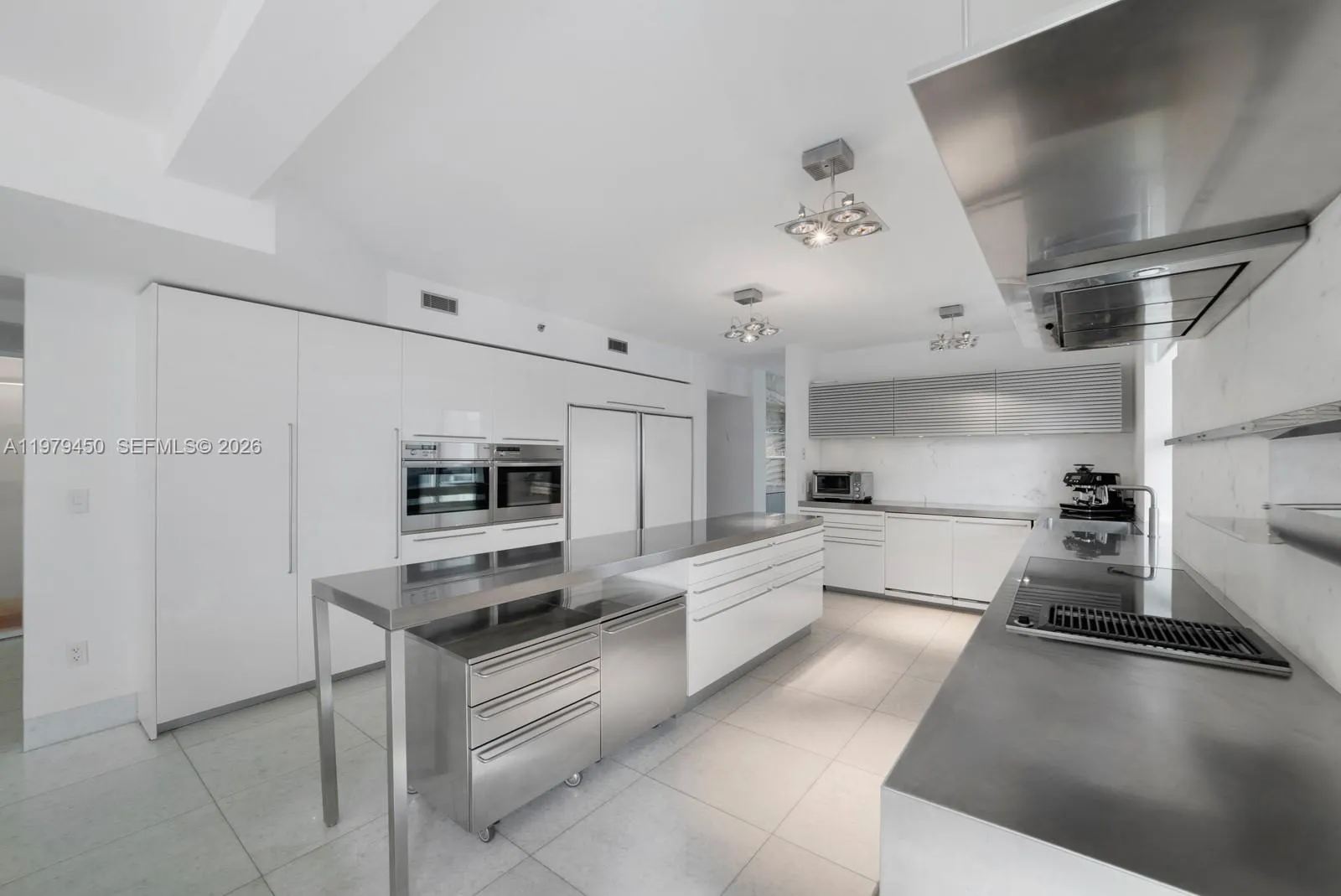 5801 Collins Ave 1200, Miami Beach, Florida 33140, Miami Beach, Florida 33140, 5 Bedrooms Bedrooms, ,6 BathroomsBathrooms,Residential,For Sale,5801 Collins Ave 1200, Miami Beach, Florida 33140,A11979450