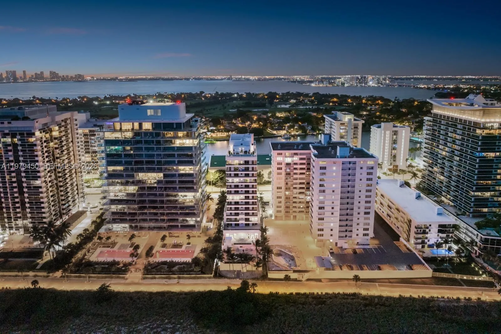 5801 Collins Ave 1200, Miami Beach, Florida 33140, Miami Beach, Florida 33140, 5 Bedrooms Bedrooms, ,6 BathroomsBathrooms,Residential,For Sale,5801 Collins Ave 1200, Miami Beach, Florida 33140,A11979450