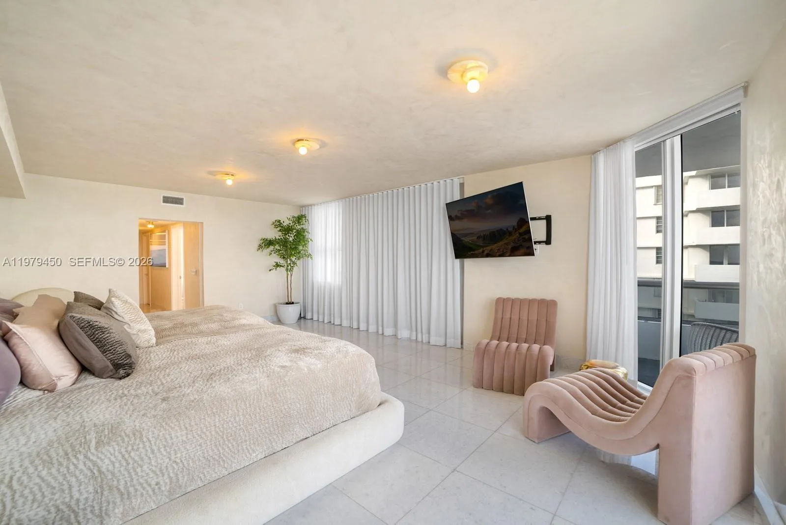 5801 Collins Ave 1200, Miami Beach, Florida 33140, Miami Beach, Florida 33140, 5 Bedrooms Bedrooms, ,6 BathroomsBathrooms,Residential,For Sale,5801 Collins Ave 1200, Miami Beach, Florida 33140,A11979450