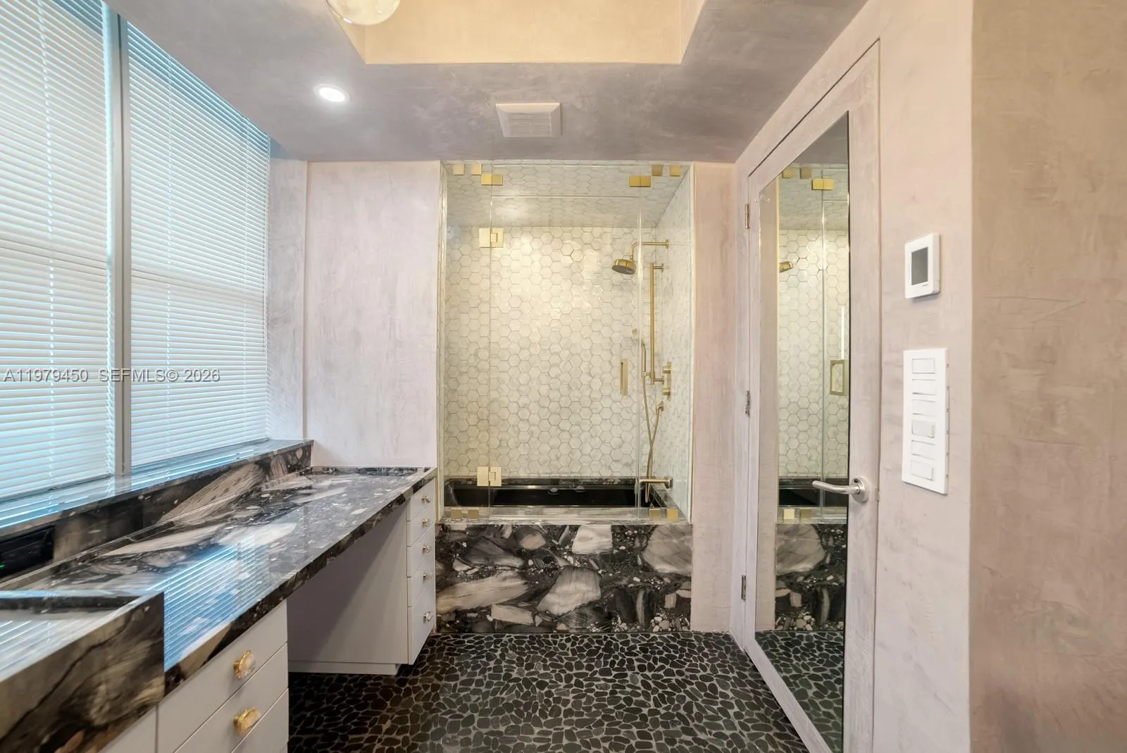 5801 Collins Ave 1200, Miami Beach, Florida 33140, Miami Beach, Florida 33140, 5 Bedrooms Bedrooms, ,6 BathroomsBathrooms,Residential,For Sale,5801 Collins Ave 1200, Miami Beach, Florida 33140,A11979450