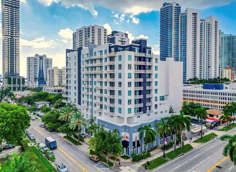 2275 Biscayne Blvd 1008, Miami, Florida 33137, Miami, Florida 33137, 1 Bedroom Bedrooms, ,1 BathroomBathrooms,Residential Lease,For Rent,2275 Biscayne Blvd 1008, Miami, Florida 33137,A11983071