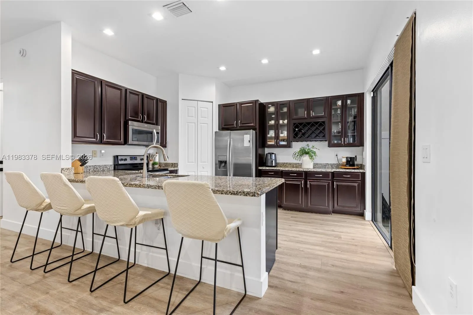 9094 Sw 36th St, Miramar, Florida 33025, Miramar, Florida 33025, 3 Bedrooms Bedrooms, ,2 BathroomsBathrooms,Residential,For Sale,9094 Sw 36th St, Miramar, Florida 33025,A11983378