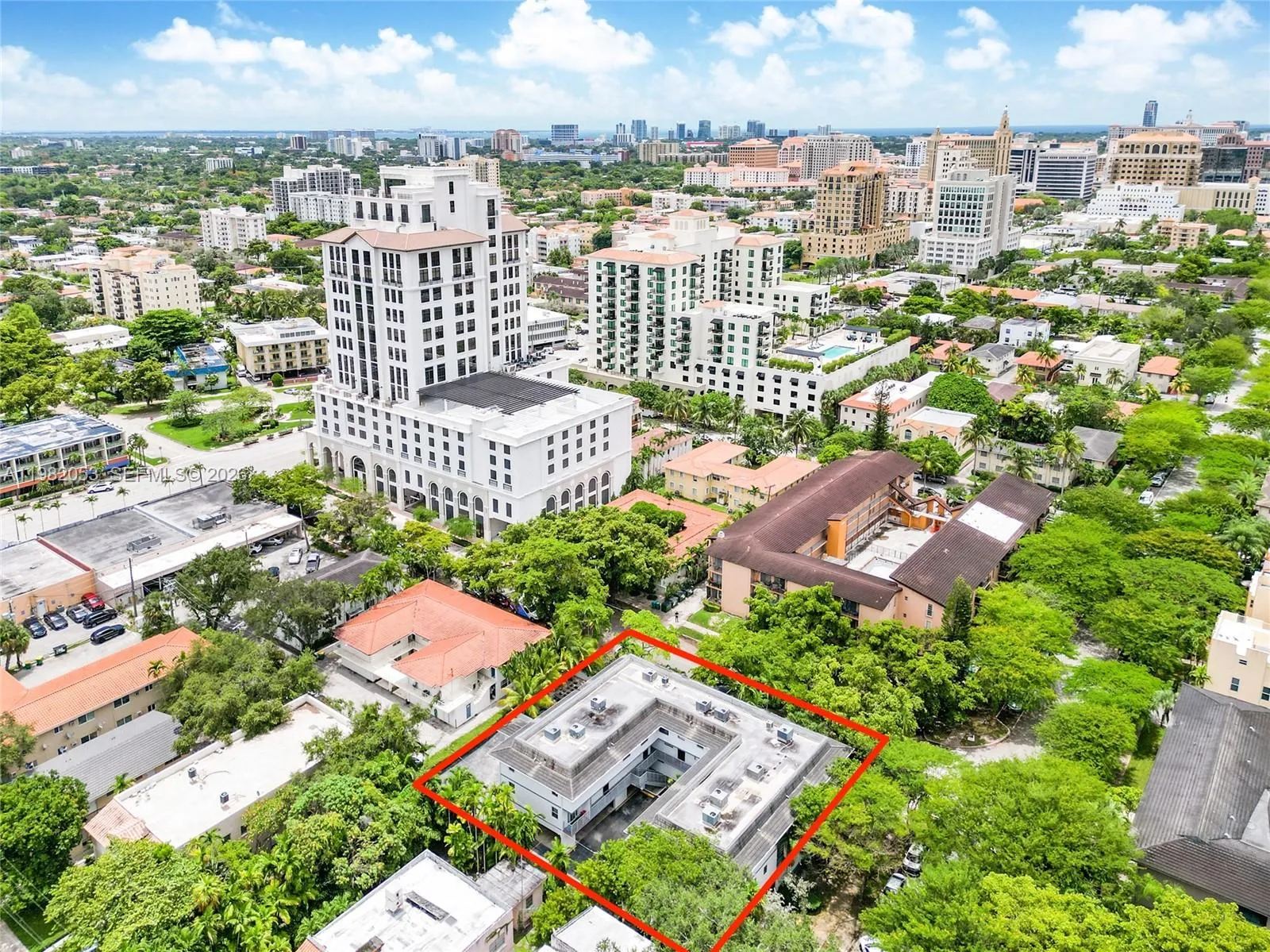 235 Antilla Ave 7, Coral Gables, Florida 33134, Coral Gables, Florida 33134, 2 Bedrooms Bedrooms, ,2 BathroomsBathrooms,Residential,For Sale,235 Antilla Ave 7, Coral Gables, Florida 33134,A11982053