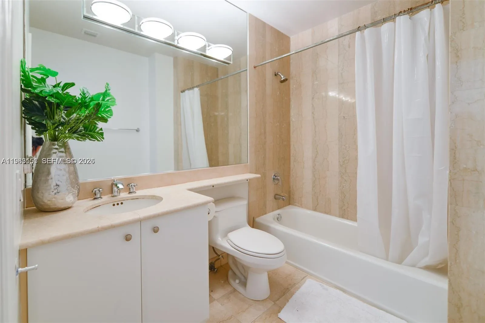 145 Jefferson Ave 445, Miami Beach, Florida 33139, Miami Beach, Florida 33139, 2 Bedrooms Bedrooms, ,2 BathroomsBathrooms,Residential Lease,For Rent,145 Jefferson Ave 445, Miami Beach, Florida 33139,A11983151