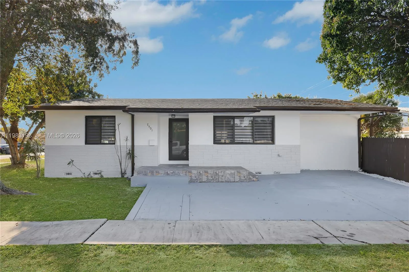 7501 Raleigh St, Hollywood, Florida 33024, Hollywood, Florida 33024, 4 Bedrooms Bedrooms, ,3 BathroomsBathrooms,Residential,For Sale,7501 Raleigh St, Hollywood, Florida 33024,A11983198
