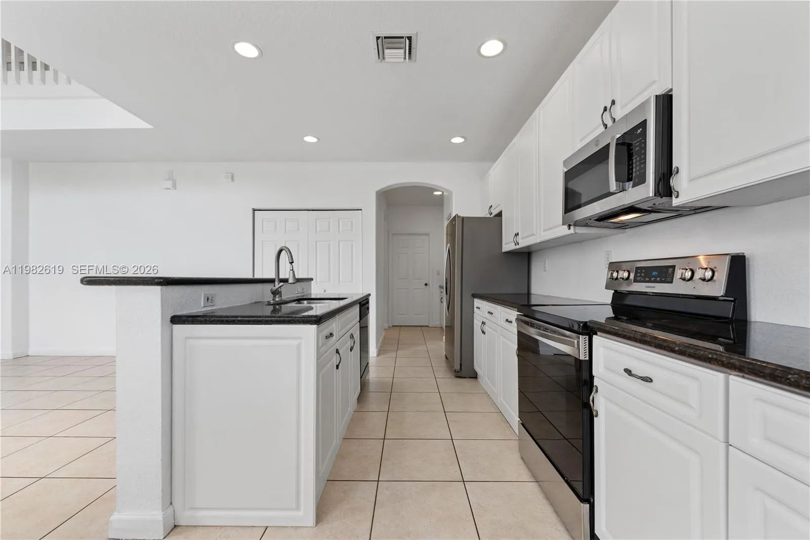 2022 Se 18th St, Homestead, Florida 33035, Homestead, Florida 33035, 4 Bedrooms Bedrooms, ,3 BathroomsBathrooms,Residential,For Sale,2022 Se 18th St, Homestead, Florida 33035,A11982619