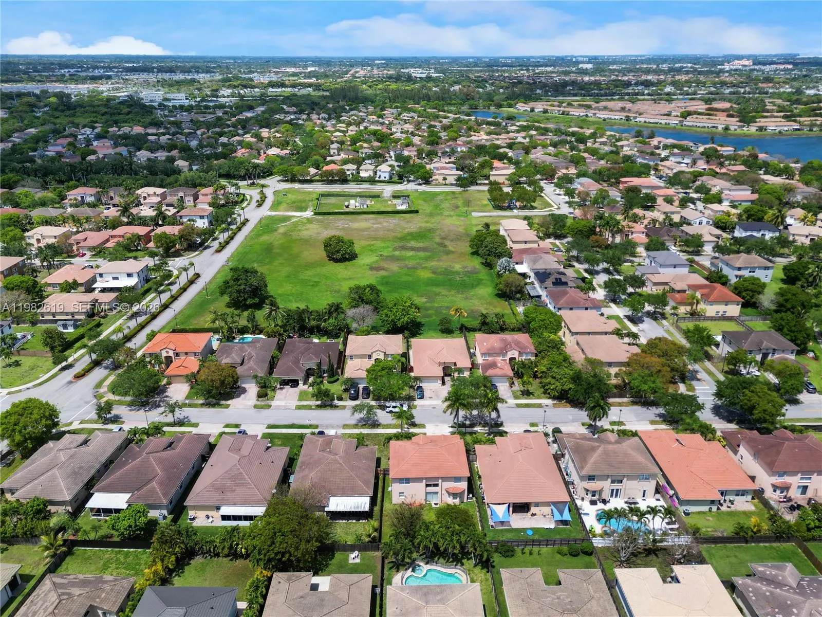 2022 Se 18th St, Homestead, Florida 33035, Homestead, Florida 33035, 4 Bedrooms Bedrooms, ,3 BathroomsBathrooms,Residential,For Sale,2022 Se 18th St, Homestead, Florida 33035,A11982619