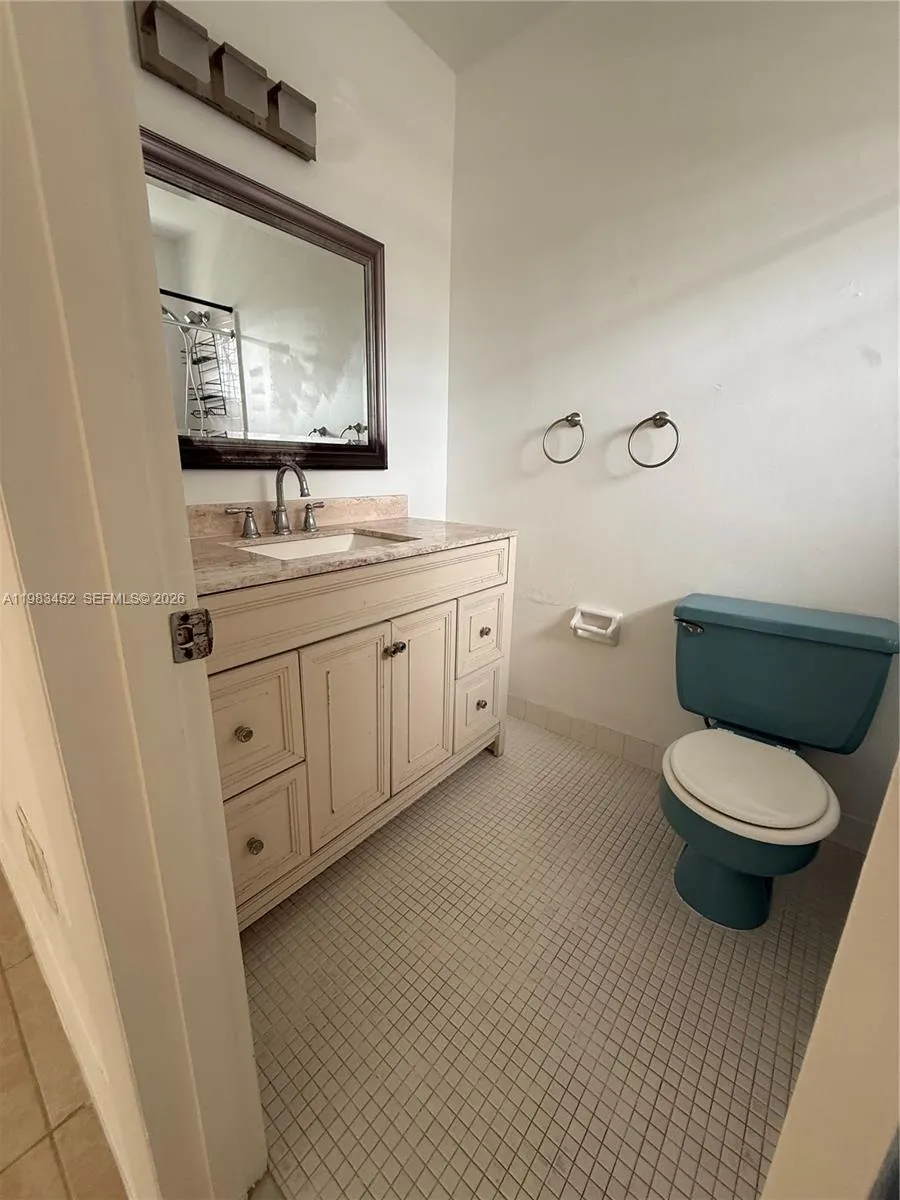 705 Ne 92nd St 2, Miami Shores, Florida 33138, Miami Shores, Florida 33138, 3 Bedrooms Bedrooms, ,2 BathroomsBathrooms,Residential Lease,For Rent,705 Ne 92nd St 2, Miami Shores, Florida 33138,A11983452