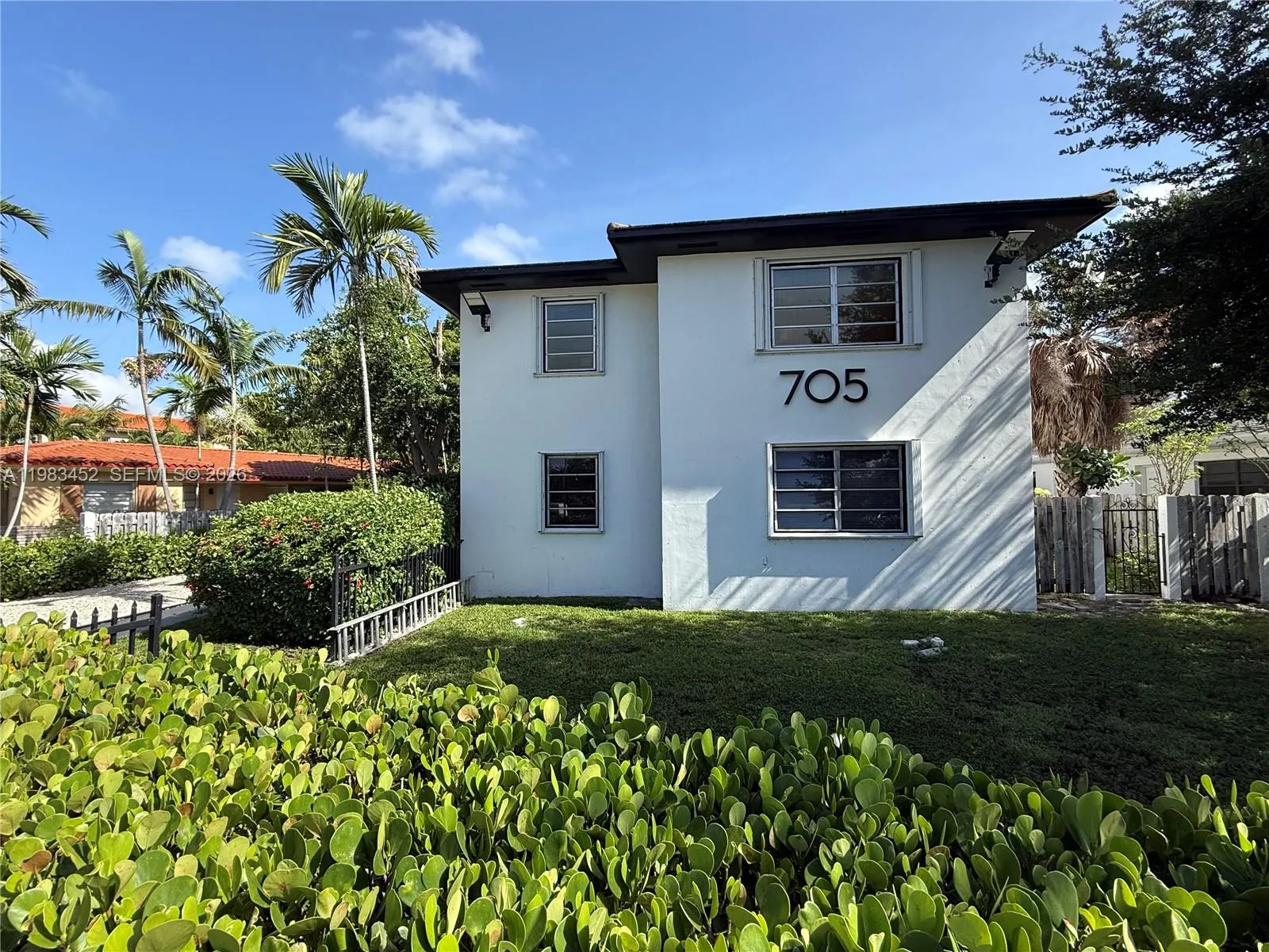 705 Ne 92nd St 2, Miami Shores, Florida 33138, Miami Shores, Florida 33138, 3 Bedrooms Bedrooms, ,2 BathroomsBathrooms,Residential Lease,For Rent,705 Ne 92nd St 2, Miami Shores, Florida 33138,A11983452