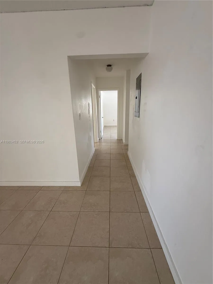 705 Ne 92nd St 2, Miami Shores, Florida 33138, Miami Shores, Florida 33138, 3 Bedrooms Bedrooms, ,2 BathroomsBathrooms,Residential Lease,For Rent,705 Ne 92nd St 2, Miami Shores, Florida 33138,A11983452