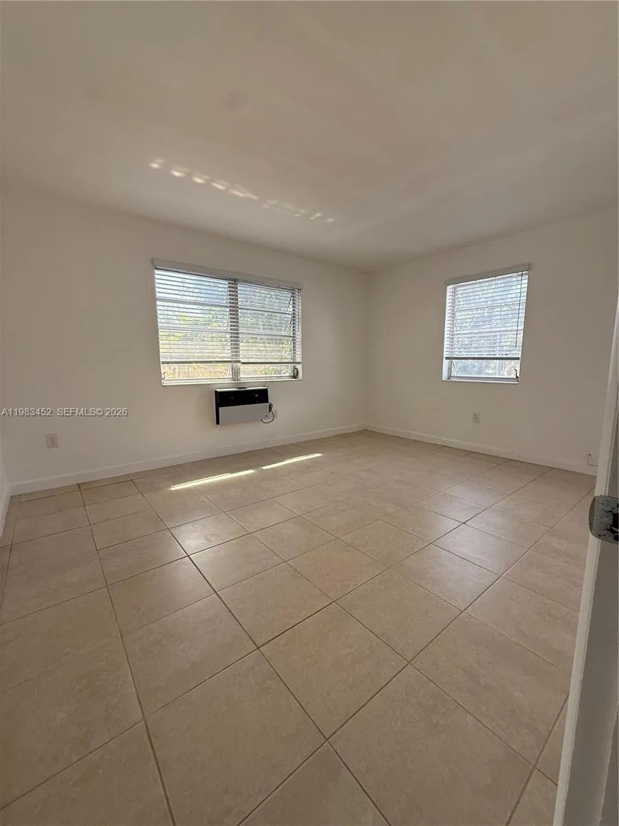 705 Ne 92nd St 2, Miami Shores, Florida 33138, Miami Shores, Florida 33138, 3 Bedrooms Bedrooms, ,2 BathroomsBathrooms,Residential Lease,For Rent,705 Ne 92nd St 2, Miami Shores, Florida 33138,A11983452