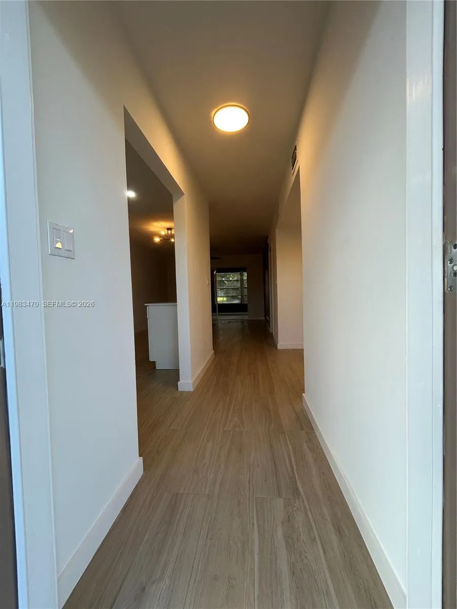 609 S State Road 7 1e, Margate, Florida 33068, Margate, Florida 33068, 1 Bedroom Bedrooms, ,1 BathroomBathrooms,Residential,For Sale,609 S State Road 7 1e, Margate, Florida 33068,A11983470
