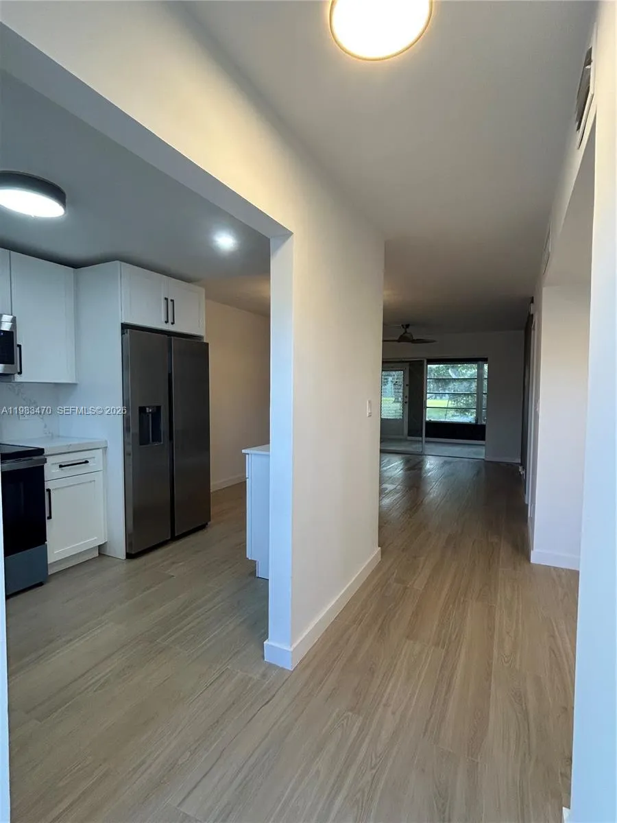 609 S State Road 7 1e, Margate, Florida 33068, Margate, Florida 33068, 1 Bedroom Bedrooms, ,1 BathroomBathrooms,Residential,For Sale,609 S State Road 7 1e, Margate, Florida 33068,A11983470