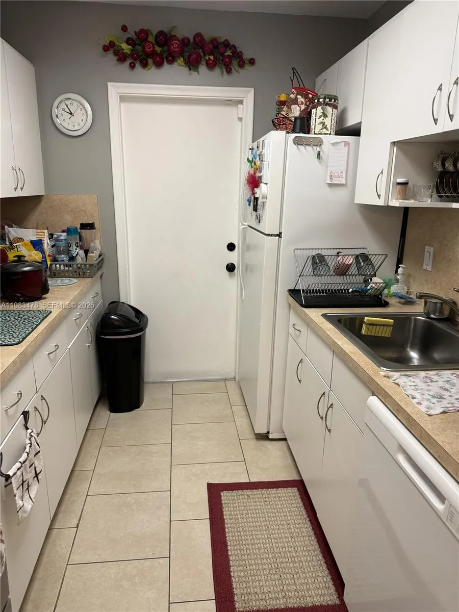 7845 Miller Dr A204, Miami, Florida 33155, Miami, Florida 33155, 2 Bedrooms Bedrooms, ,2 BathroomsBathrooms,Residential,For Sale,7845 Miller Dr A204, Miami, Florida 33155,A11983478