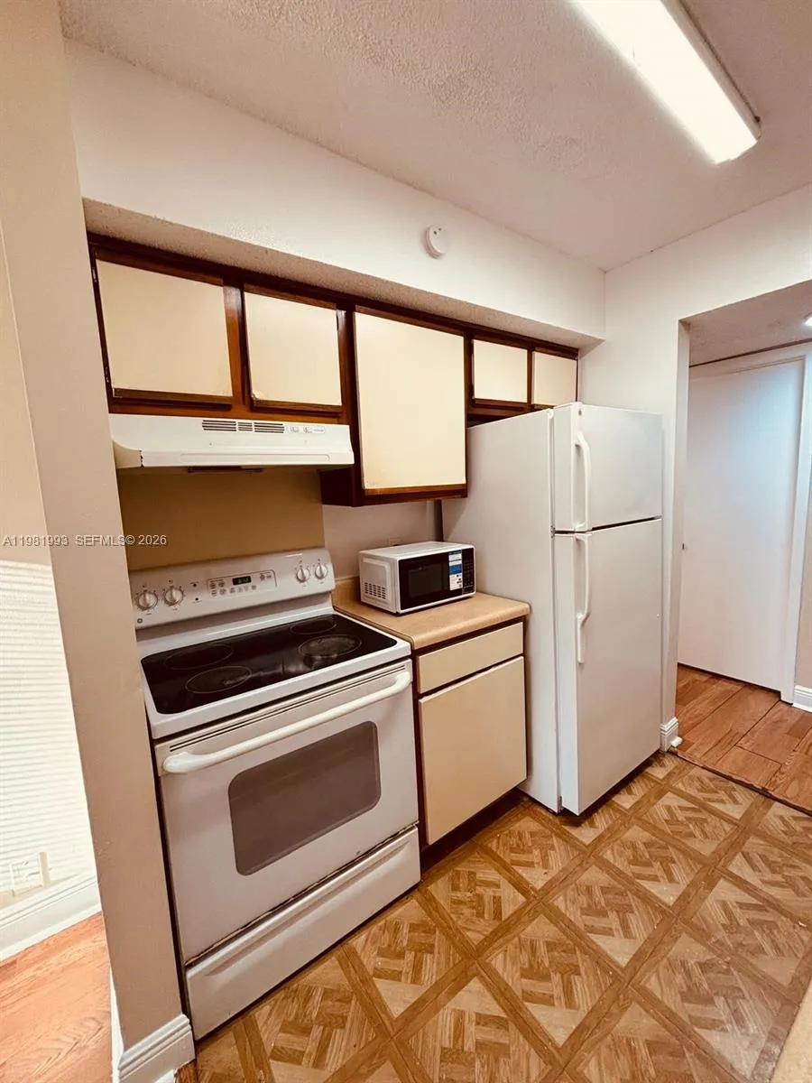 5740 Rock Island Rd 284, Tamarac, Florida 33319, Tamarac, Florida 33319, 2 Bedrooms Bedrooms, ,1 BathroomBathrooms,Residential Lease,For Rent,5740 Rock Island Rd 284, Tamarac, Florida 33319,A11981993