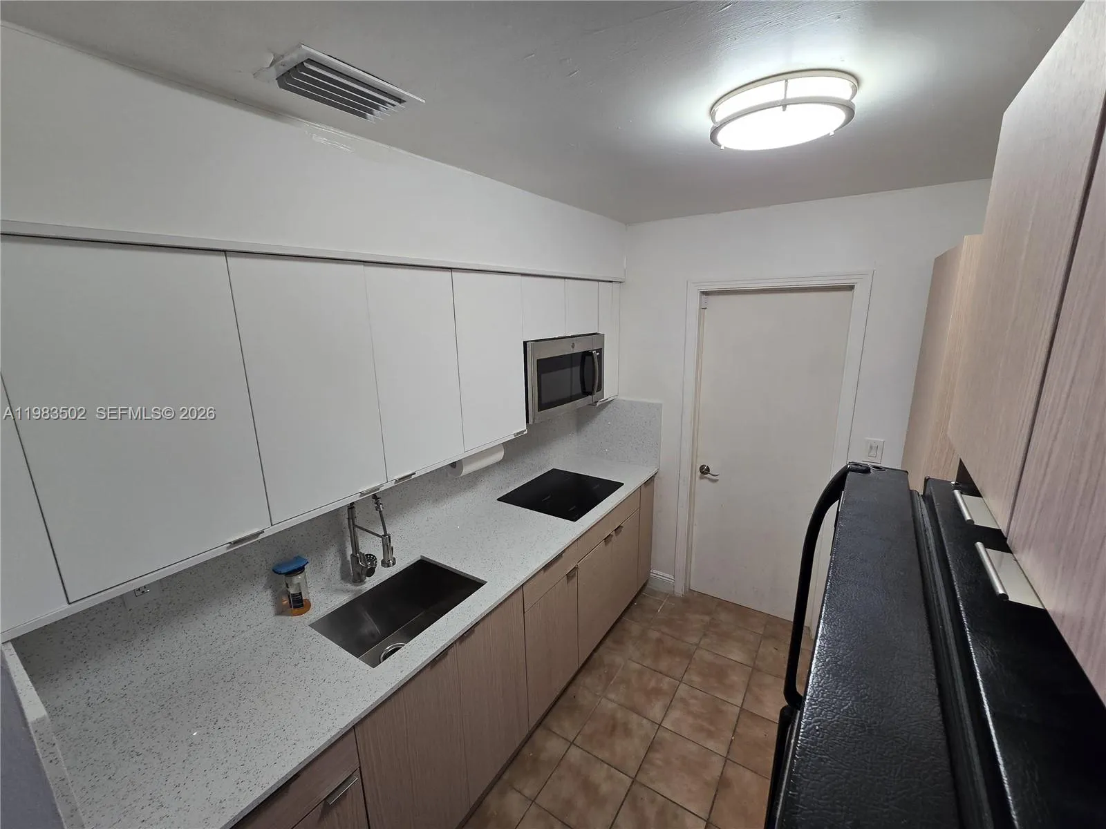 704 Sw 2nd Ave, Dania Beach, Florida 33004, Dania Beach, Florida 33004, 1 Bedroom Bedrooms, ,1 BathroomBathrooms,Residential Lease,For Rent,704 Sw 2nd Ave, Dania Beach, Florida 33004,A11983502