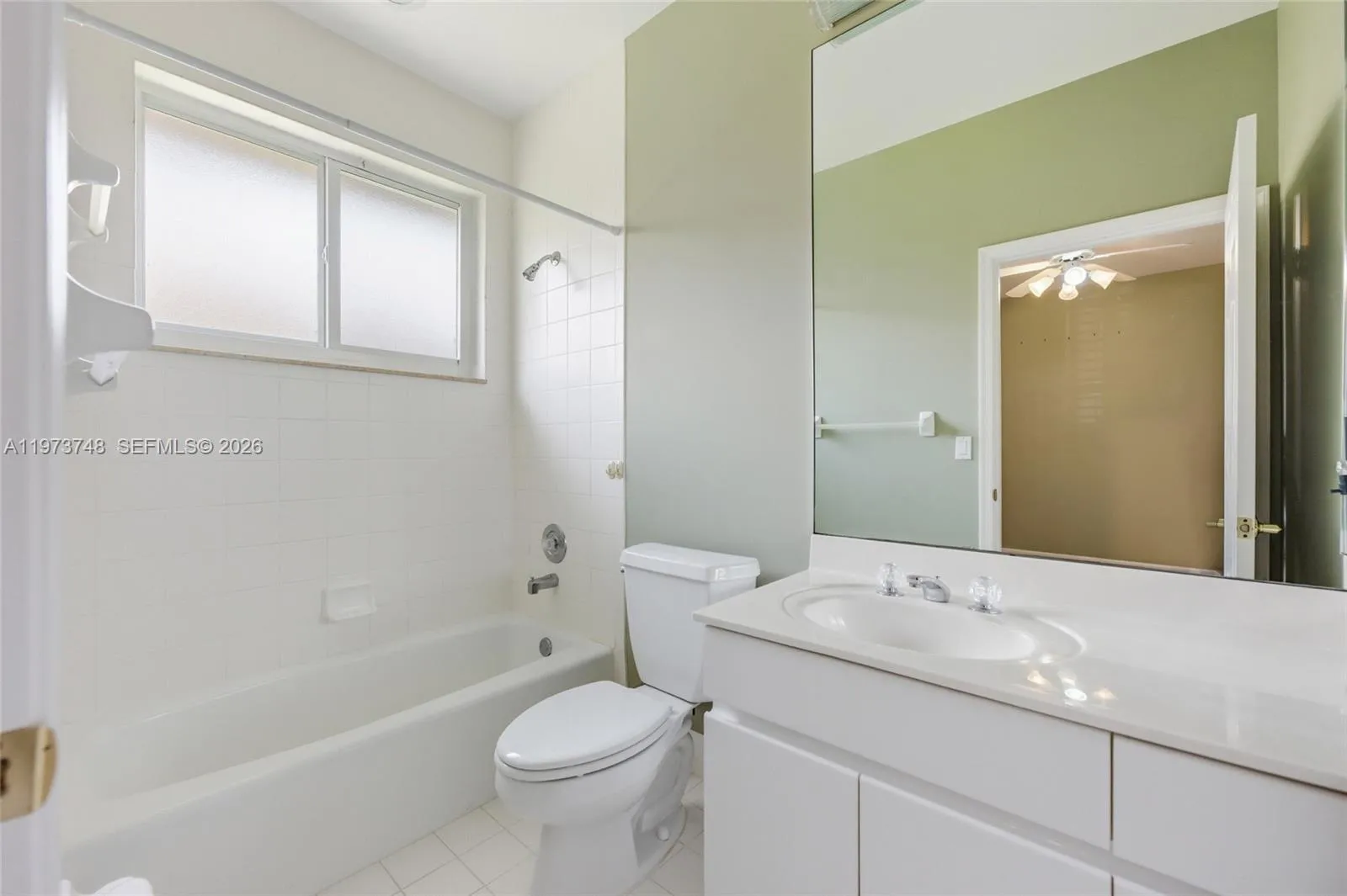 158 Dockside Cir, Weston, Florida 33327, Weston, Florida 33327, 5 Bedrooms Bedrooms, ,4 BathroomsBathrooms,Residential,For Sale,158 Dockside Cir, Weston, Florida 33327,A11973748