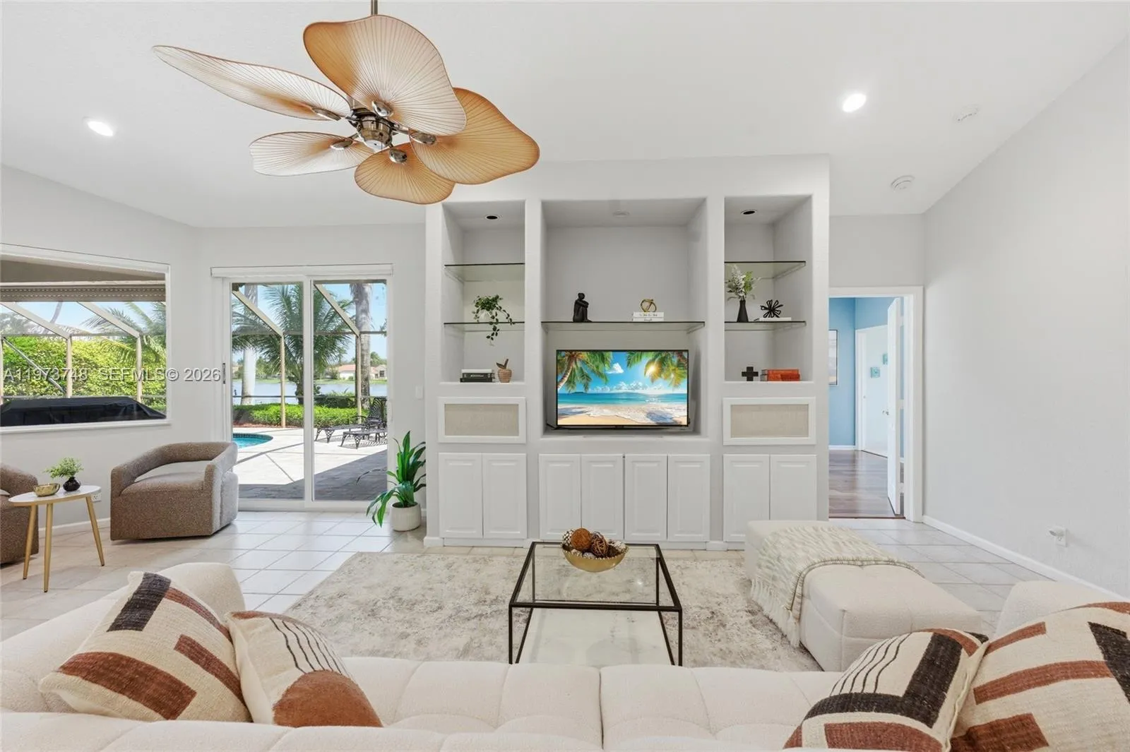 158 Dockside Cir, Weston, Florida 33327, Weston, Florida 33327, 5 Bedrooms Bedrooms, ,4 BathroomsBathrooms,Residential,For Sale,158 Dockside Cir, Weston, Florida 33327,A11973748