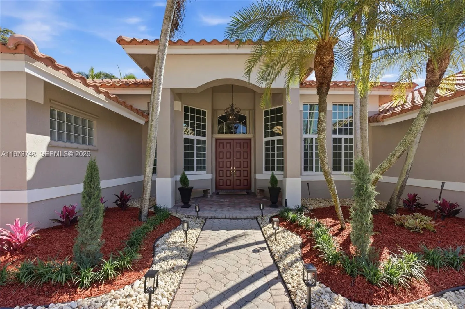 158 Dockside Cir, Weston, Florida 33327, Weston, Florida 33327, 5 Bedrooms Bedrooms, ,4 BathroomsBathrooms,Residential,For Sale,158 Dockside Cir, Weston, Florida 33327,A11973748