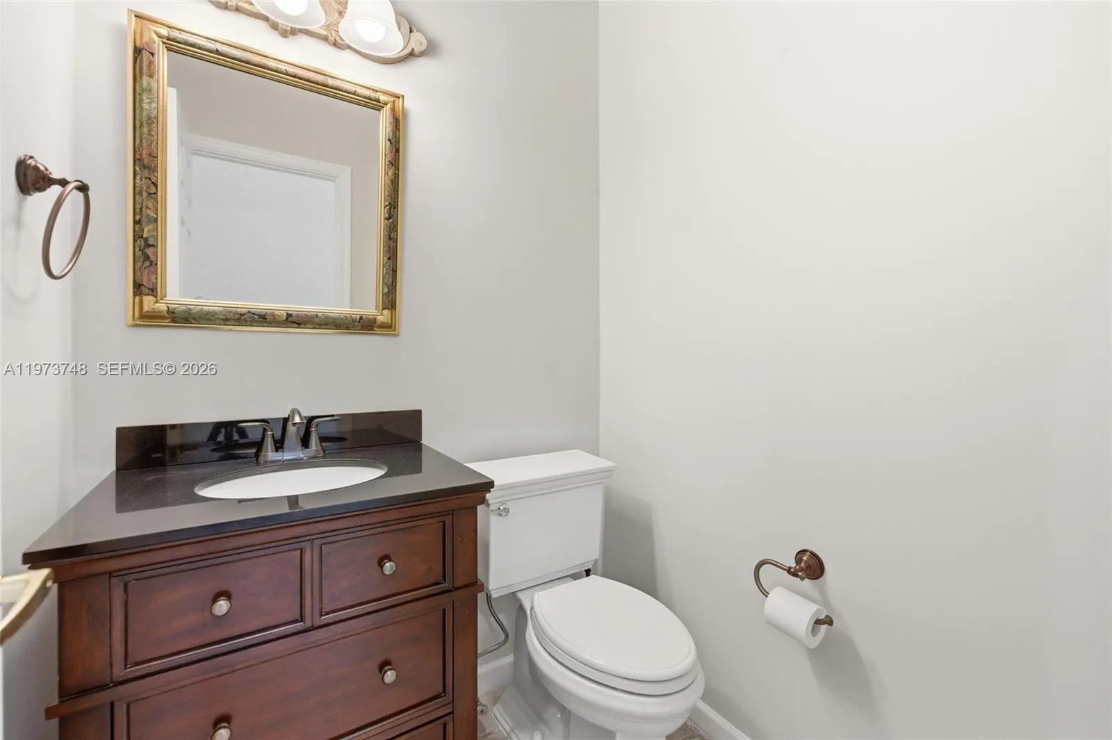 158 Dockside Cir, Weston, Florida 33327, Weston, Florida 33327, 5 Bedrooms Bedrooms, ,4 BathroomsBathrooms,Residential,For Sale,158 Dockside Cir, Weston, Florida 33327,A11973748