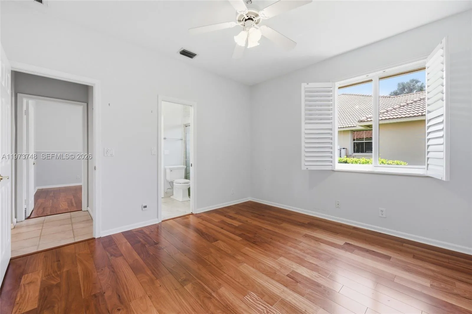158 Dockside Cir, Weston, Florida 33327, Weston, Florida 33327, 5 Bedrooms Bedrooms, ,4 BathroomsBathrooms,Residential,For Sale,158 Dockside Cir, Weston, Florida 33327,A11973748