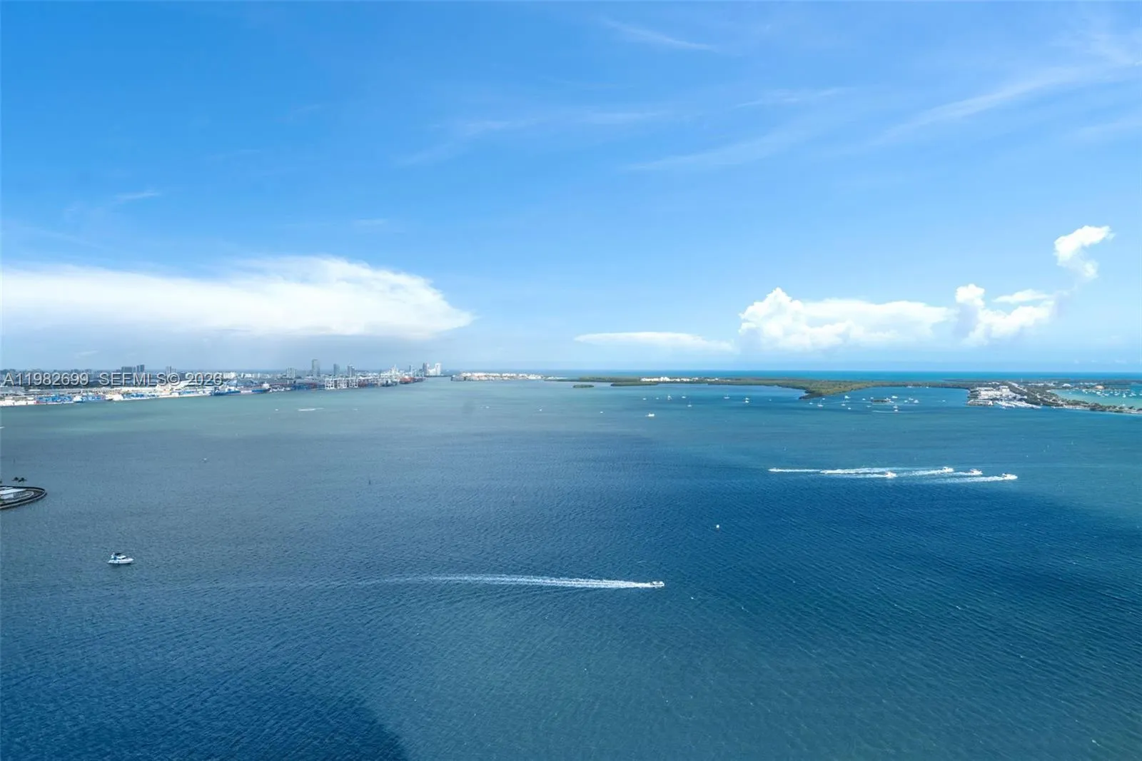 1331 Brickell Bay Dr 3703, Miami, Florida 33131, Miami, Florida 33131, 2 Bedrooms Bedrooms, ,3 BathroomsBathrooms,Residential,For Sale,1331 Brickell Bay Dr 3703, Miami, Florida 33131,A11982699